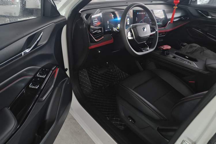 Used CHANGAN X5 PLUS 2024 1.5T DCT Excellence Edition Driver Seat