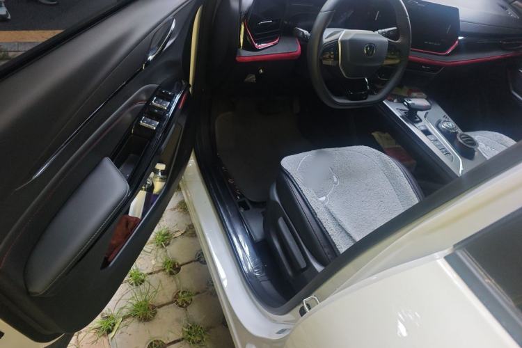 Used CHANGAN X5 PLUS 2024 1.5T DCT Pioneer Edition Driver Seat