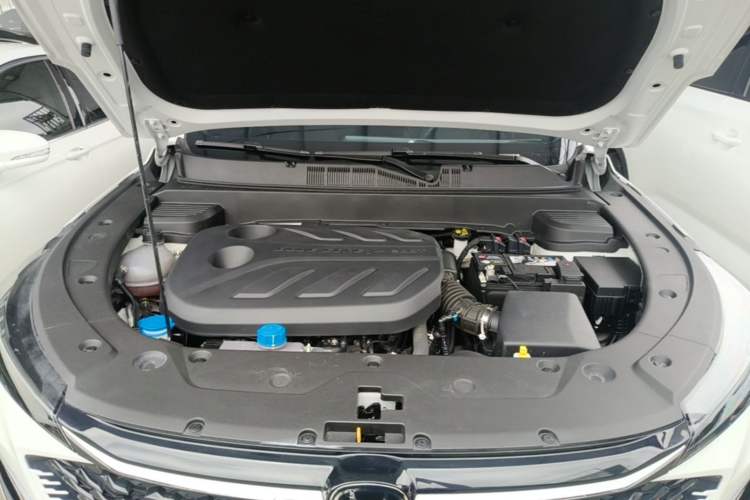 Used CHANGAN X5 PLUS 2024 1.5T DCT Enjoyment Version Engine Bay