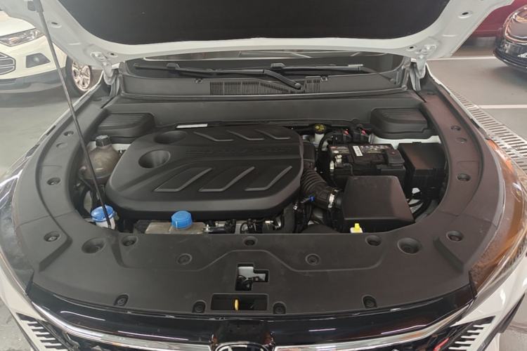 Used CHANGAN X5 PLUS 2024 1.5T DCT ZhiZun Version Engine Bay