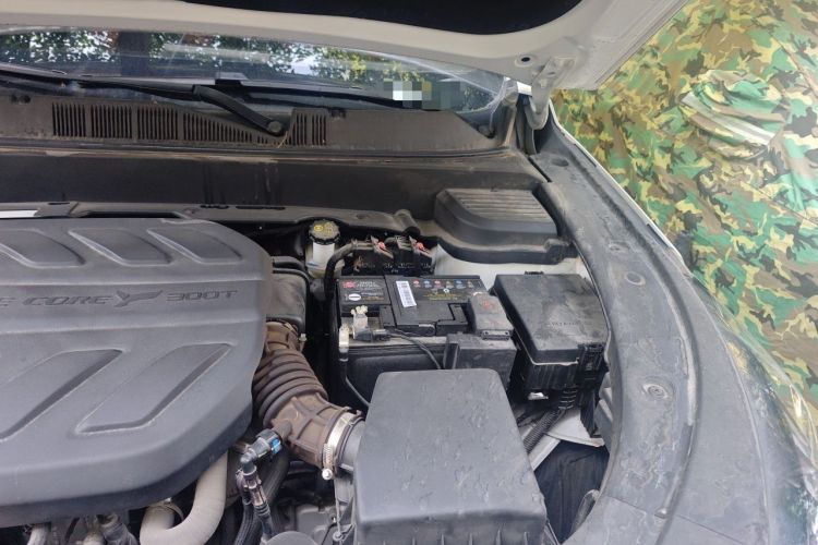 Used CHANGAN X5 PLUS 2024 1.5T DCT Pioneer Edition Engine Bay Left