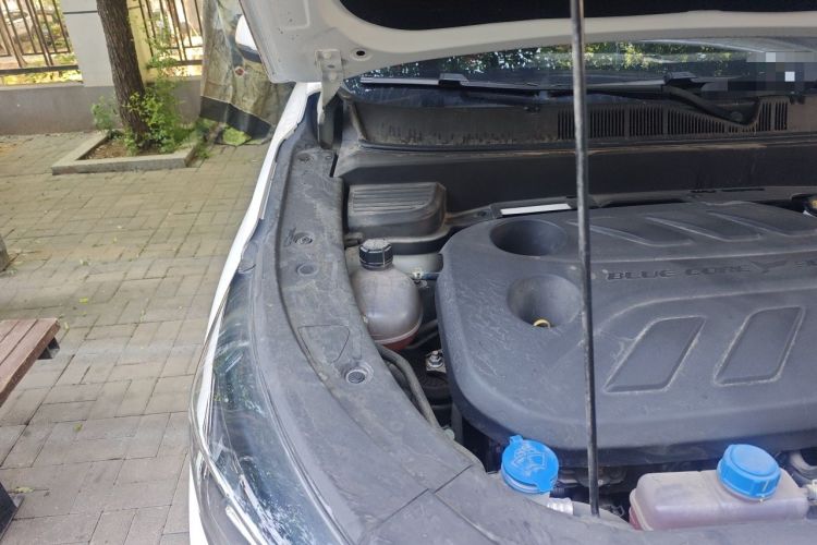 Used CHANGAN X5 PLUS 2024 1.5T DCT Pioneer Edition Engine Bay Right