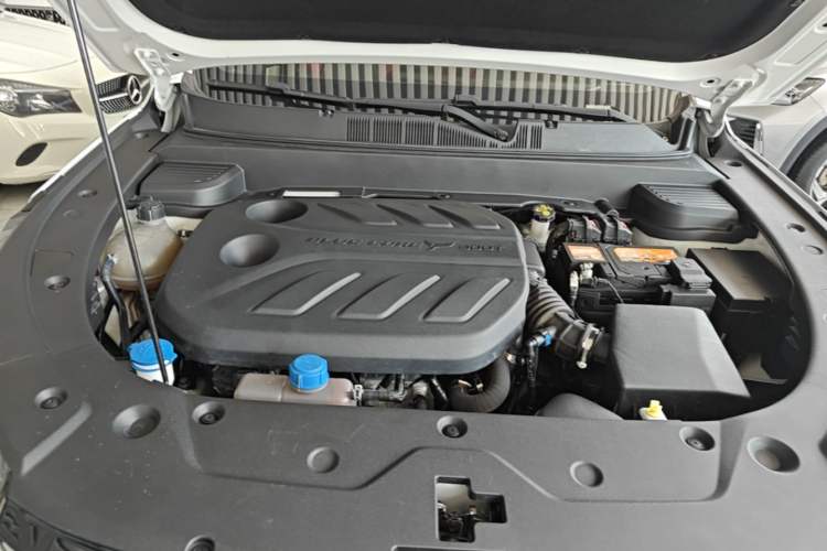 Used CHANGAN X5 PLUS 2024 1.5T DCT Excellence Edition Engine Bay