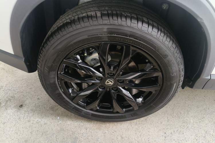 Used CHANGAN X5 PLUS 2024 1.5T DCT Enjoyment Version Exterior 2