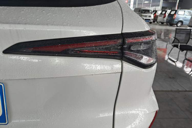 Used CHANGAN X5 PLUS 2024 1.5T DCT Excellence Edition Exterior 3