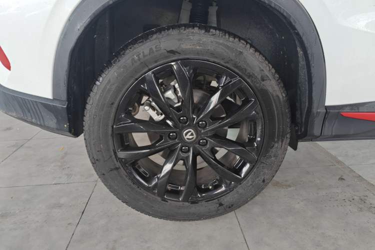 Used CHANGAN X5 PLUS 2024 1.5T DCT Excellence Edition Exterior 5