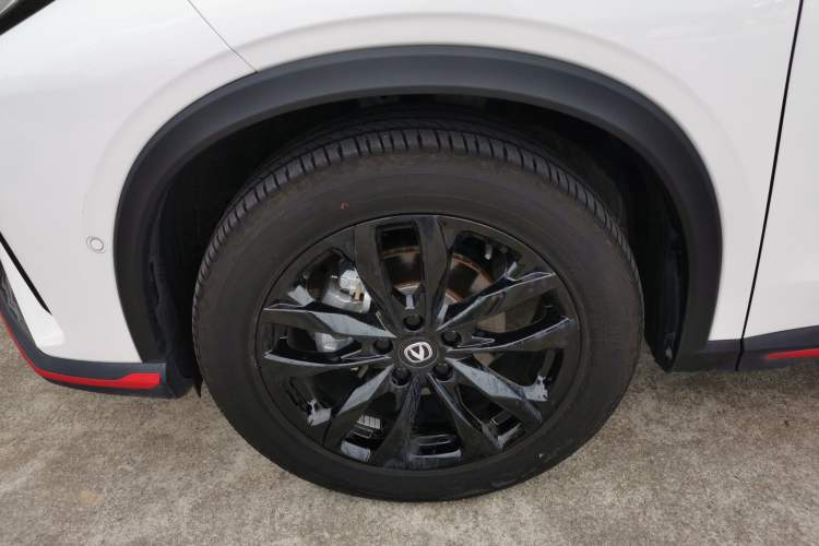 Used CHANGAN X5 PLUS 2024 1.5T DCT ZhiZun Version Exterior 7