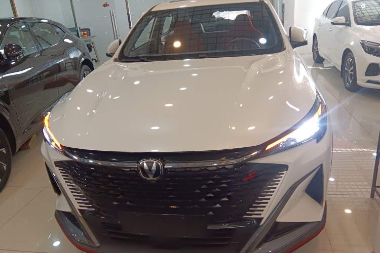 Used CHANGAN X5 PLUS 2024 1.5T DCT ZhiZun Version Front