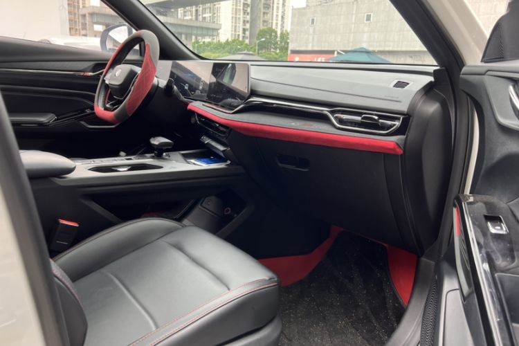 Used CHANGAN X5 PLUS 2024 1.5T DCT Excellence Edition Interior 2