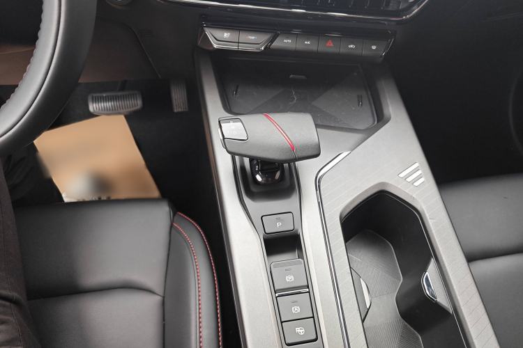 Used CHANGAN X5 PLUS 2024 1.5T DCT ZhiZun Version Interior 3