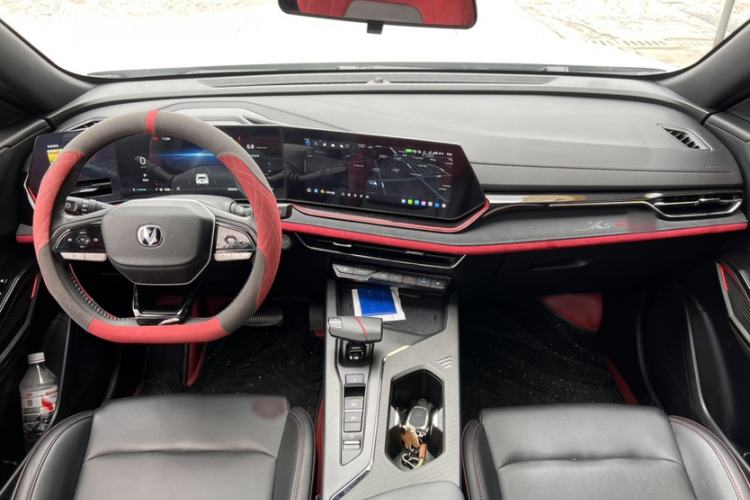 Used CHANGAN X5 PLUS 2024 1.5T DCT Excellence Edition Interior 4