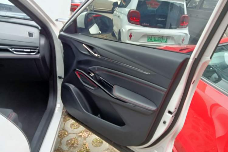 Used CHANGAN X5 PLUS 2024 1.5T DCT Enjoyment Version Interior 5