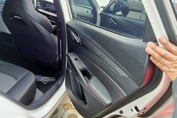 Used CHANGAN X5 PLUS 2024 1.5T DCT Enjoyment Version Interior 6