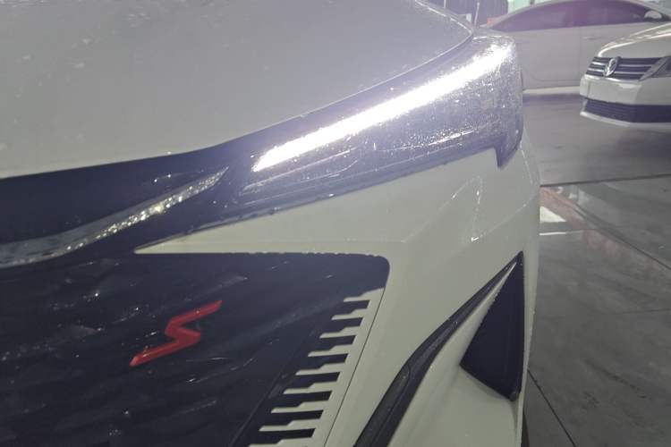 Used CHANGAN X5 PLUS 2024 1.5T DCT Excellence Edition Left Front Headlight