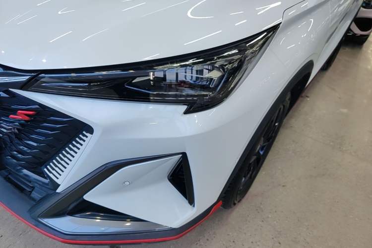 Used CHANGAN X5 PLUS 2024 1.5T DCT ZhiZun Version Left Front Headlight