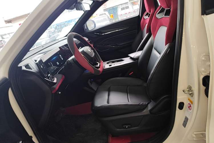 Used CHANGAN X5 PLUS 2024 1.5T DCT Excellence Edition Left Front Seat
