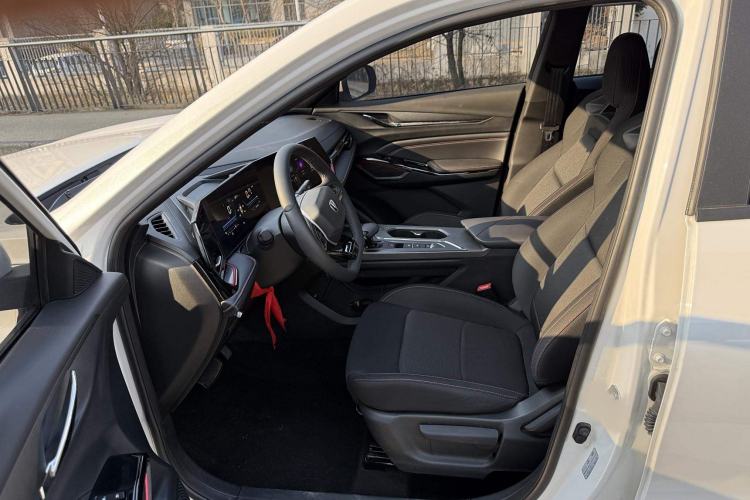 Used CHANGAN X5 PLUS 2024 1.5T DCT Enjoyment Version Left Front Seat