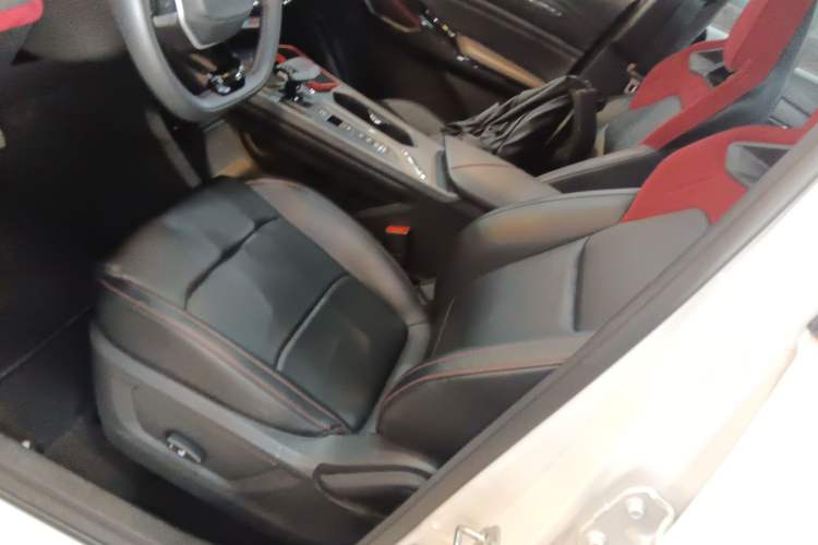 Used CHANGAN X5 PLUS 2024 1.5T DCT ZhiZun Version Left Front Seat
