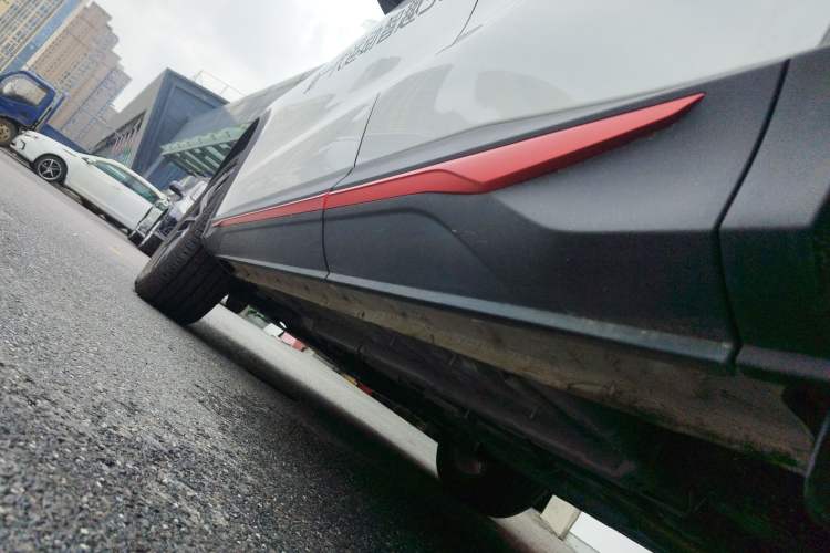 Used CHANGAN X5 PLUS 2024 1.5T DCT ZhiZun Version Left Side Sill