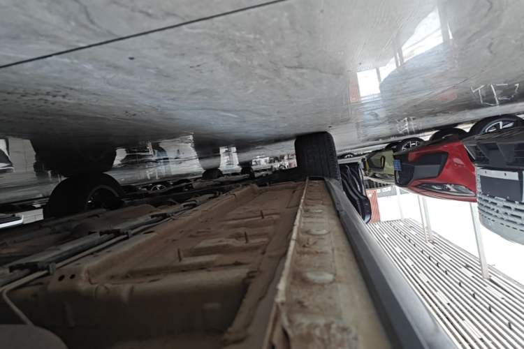Used CHANGAN X5 PLUS 2024 1.5T DCT Excellence Edition Left Side Sill