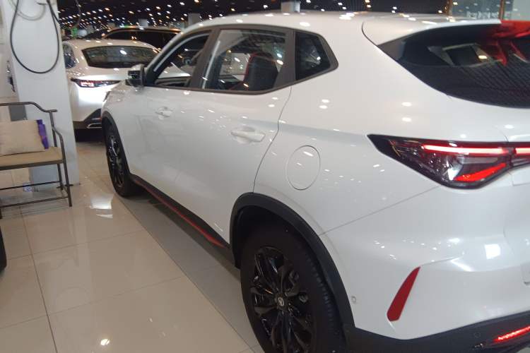 Used CHANGAN X5 PLUS 2024 1.5T DCT ZhiZun Version Left Side
