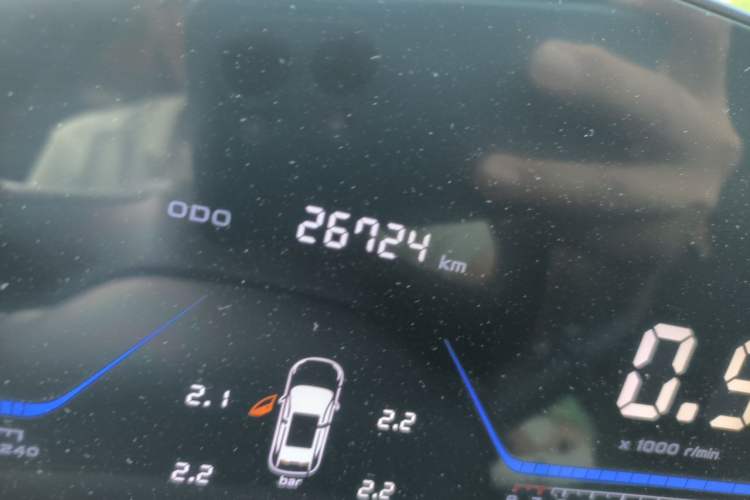 Used CHANGAN X5 PLUS 2024 1.5T DCT Enjoyment Version Odometer Close Up