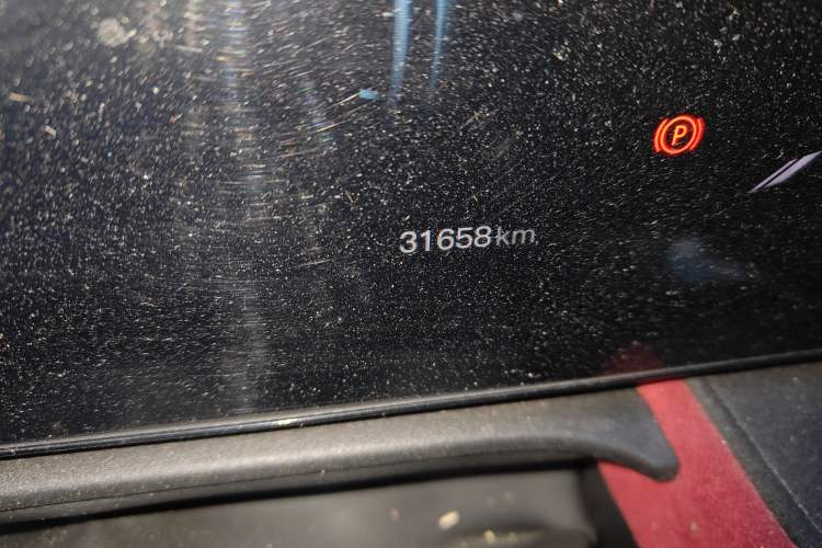 Used CHANGAN X5 PLUS 2024 1.5T DCT Pioneer Edition Odometer Close Up