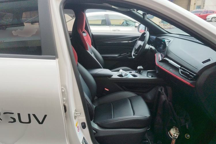 Used CHANGAN X5 PLUS 2024 1.5T DCT ZhiZun Version Right Front Seat