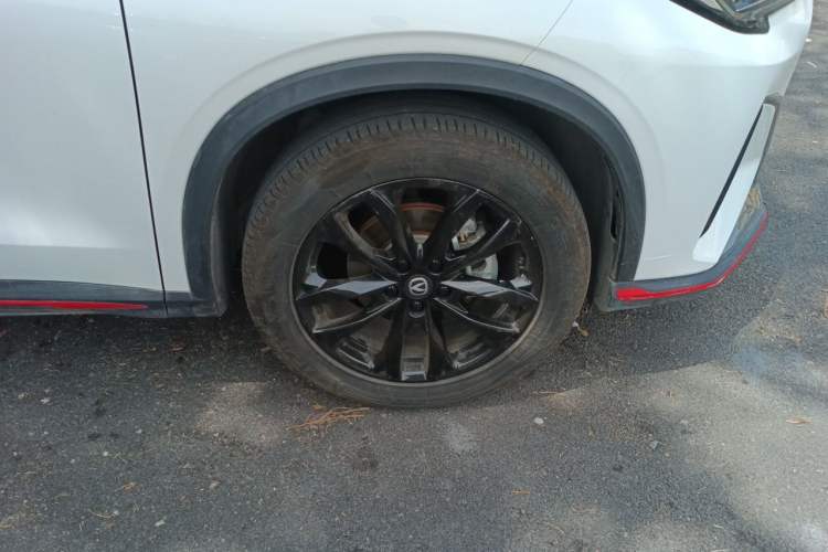 Used CHANGAN X5 PLUS 2024 1.5T DCT Pioneer Edition Right Front Wheel Hub