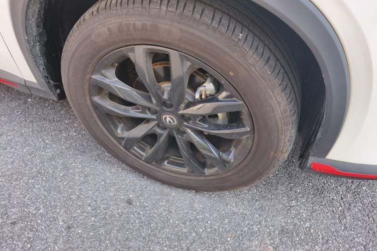 Used CHANGAN X5 PLUS 2024 1.5T DCT Pioneer Edition Right Front Wheel Hub