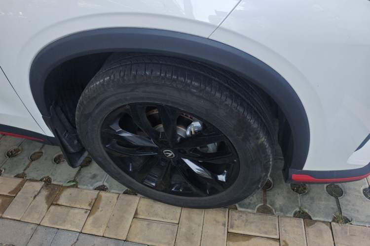 Used CHANGAN X5 PLUS 2024 1.5T DCT Pioneer Edition Right Front Wheel Hub