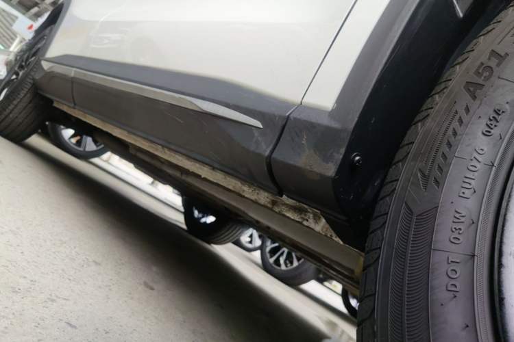 Used CHANGAN X5 PLUS 2024 1.5T DCT Enjoyment Version Right Side Sill