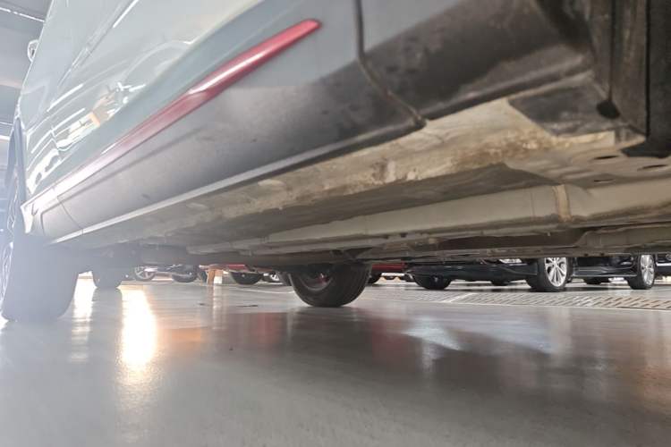 Used CHANGAN X5 PLUS 2024 1.5T DCT ZhiZun Version Right Side Sill