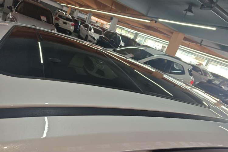 Used CHANGAN X5 PLUS 2024 1.5T DCT ZhiZun Version Roof