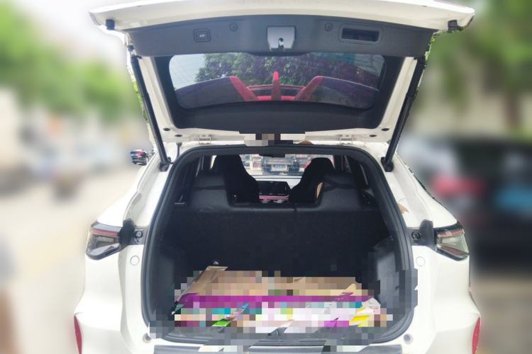 Used CHANGAN X5 PLUS 2024 1.5T DCT ZhiZun Version Trunk