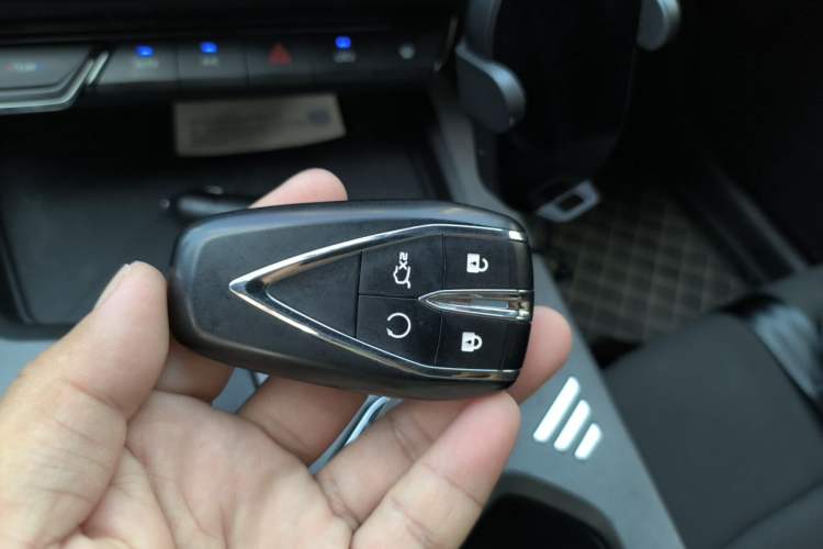 Used CHANGAN X5 PLUS 2024 1.5T DCT Enjoyment Version Vehicle Key