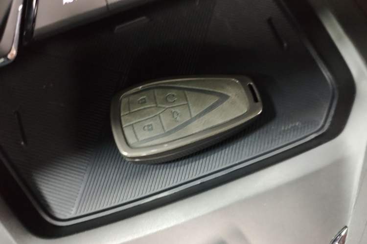 Used CHANGAN X5 PLUS 2024 1.5T DCT Excellence Edition Vehicle Key