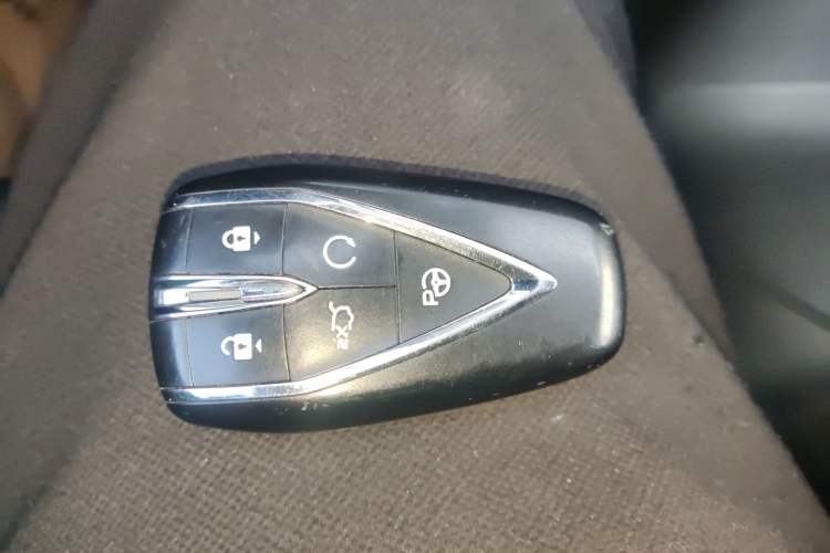 Used CHANGAN X5 PLUS 2024 1.5T DCT ZhiZun Version Vehicle Key
