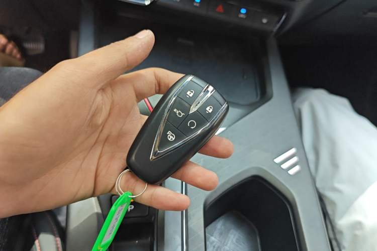 Used CHANGAN X5 PLUS 2024 1.5T DCT Excellence Edition Vehicle Key