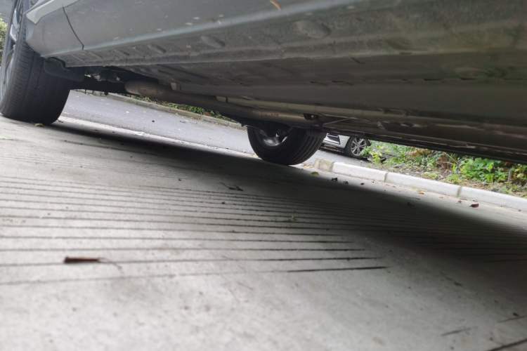Used CHANGAN X5 PLUS 2025 1.5T DCT High-Energy Version Chassis Front Right