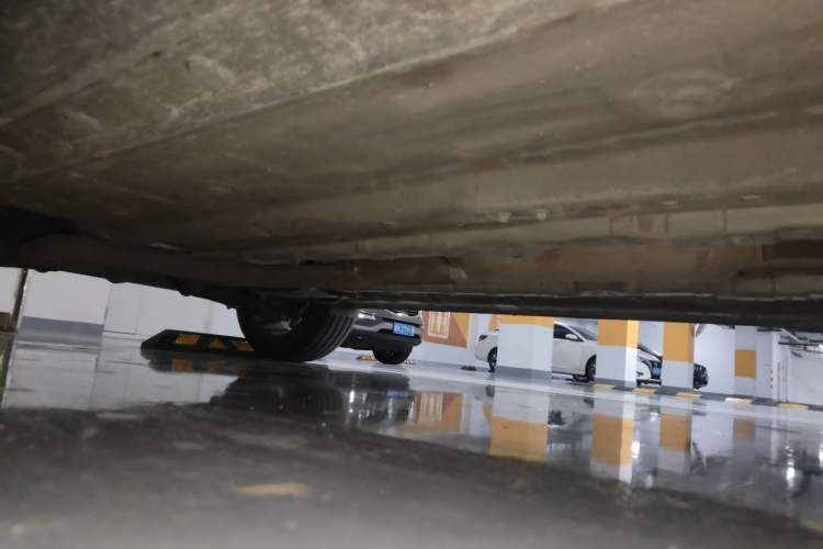 Used CHANGAN X5 PLUS 2025 1.5T DCT High-Energy Version Chassis Front Right