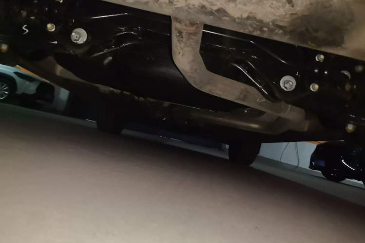 Used CHANGAN X5 PLUS 2025 1.5T DCT Pioneer Edition Chassis Rear