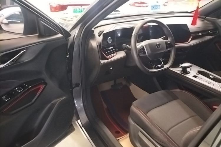 Used CHANGAN X5 PLUS 2025 1.5T DCT High-Energy Version Driver Seat