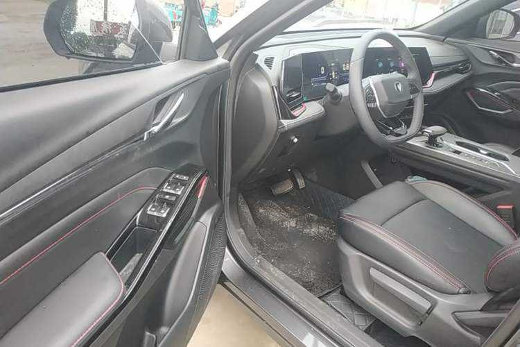 Used CHANGAN X5 PLUS 2025 1.5T DCT High-Energy Version Driver Seat