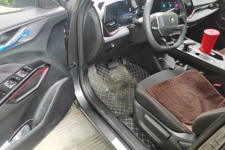 Used CHANGAN X5 PLUS 2025 1.5T DCT High-Energy Version Driver Seat