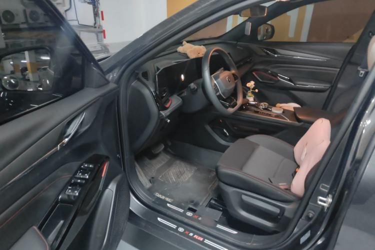 Used CHANGAN X5 PLUS 2025 1.5T DCT High-Energy Version Driver Seat