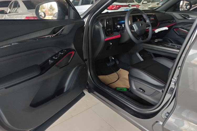 Used CHANGAN X5 PLUS 2025 1.5T DCT Excellence Edition Driver Seat