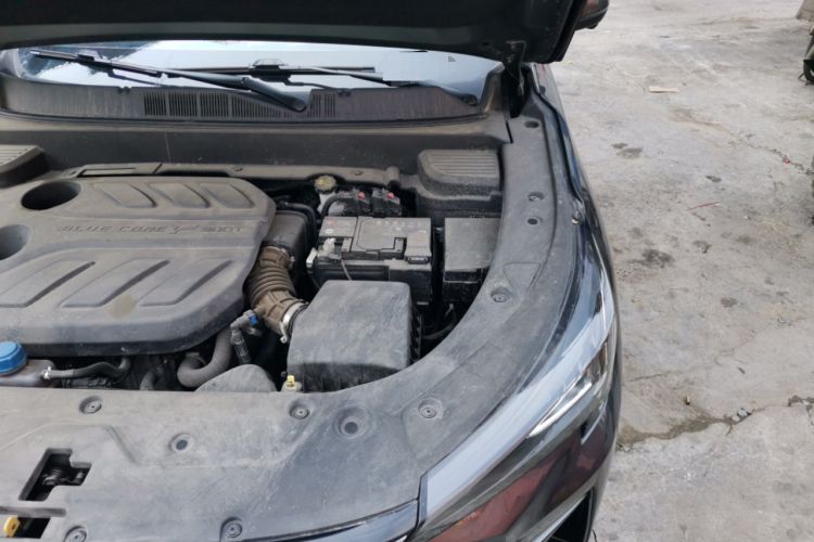 Used CHANGAN X5 PLUS 2025 1.5T DCT Excellence Edition Engine Bay Left