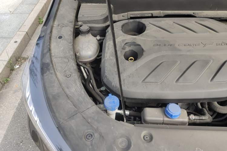Used CHANGAN X5 PLUS 2025 1.5T DCT Superior Edition Engine Bay Right