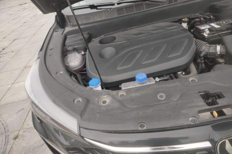 Used CHANGAN X5 PLUS 2025 1.5T DCT Pioneer Edition Engine Bay Right